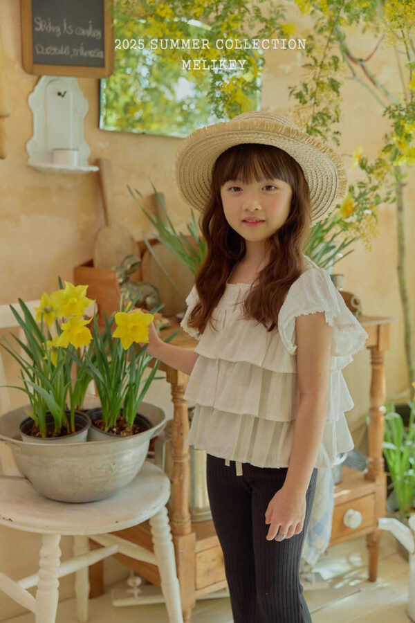 Jolie Summer 🕊️ 跳跳裙襬上衣