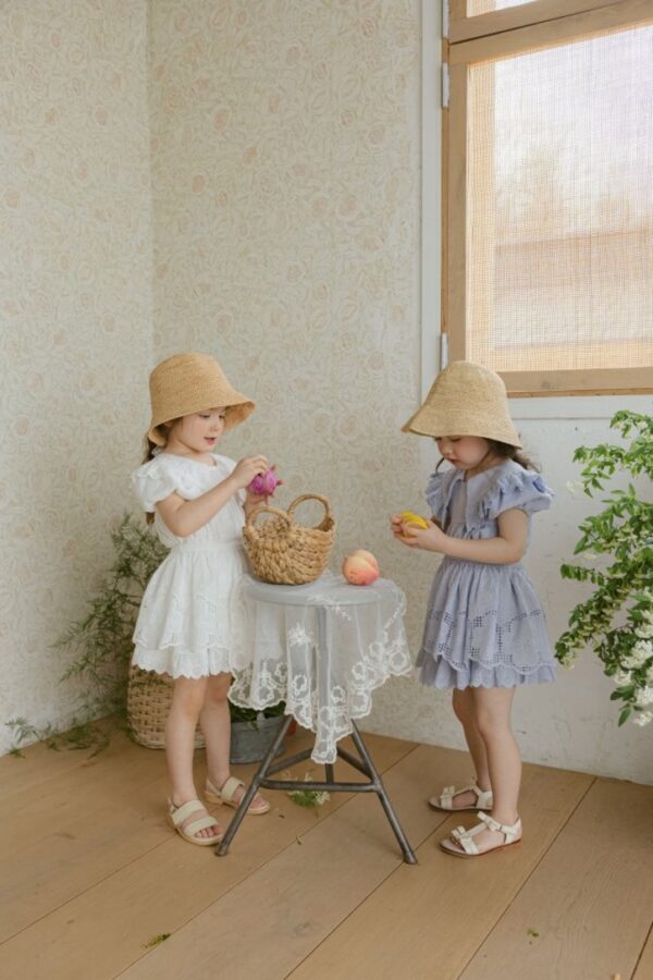 Jolie Summer 🕊️ Luella 雕花翻領洋裝