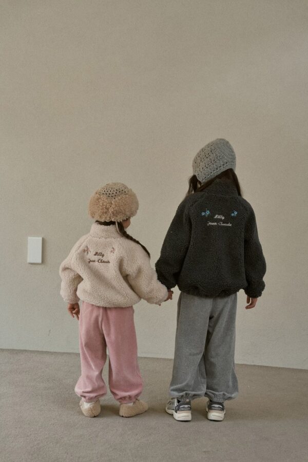 0EEF236B-8D4F-4DD8-97E4-8167C9AE2A99 ❄️ 冬日天鵝絨縮口褲