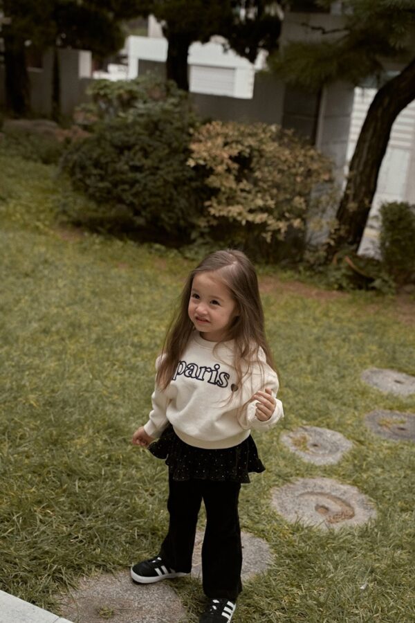 16DB1C77-243D-477F-8A30-DB07B3A1C769 ❄️ 柔光微喇長褲