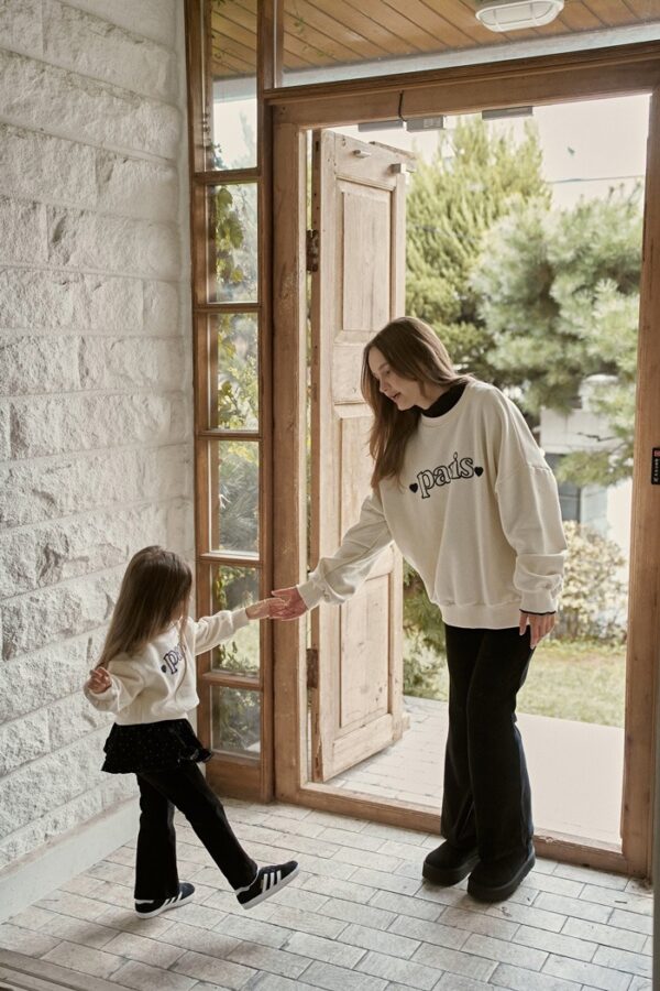 2801FBF8-EFD1-482C-A023-DAD2D7C49DE6 ❄️ 巴黎夢想衛衣