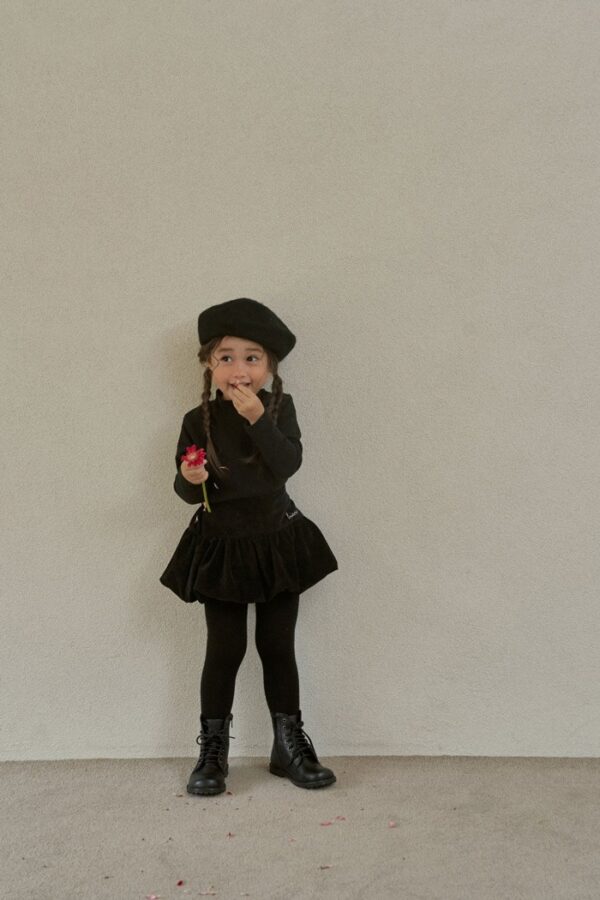 47D9A0EF-2AF8-48F4-B653-536684B636DD ❄️ 冬日慕斯裙