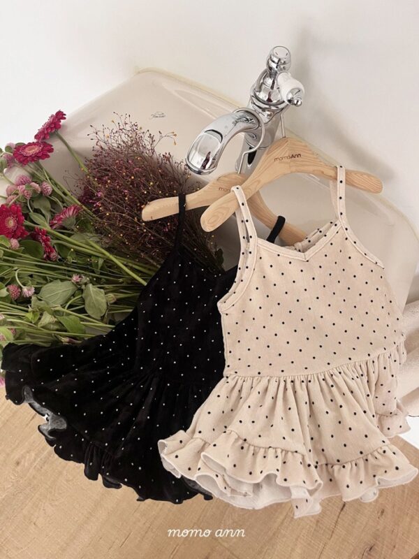 ❄️ 月光圓舞裙