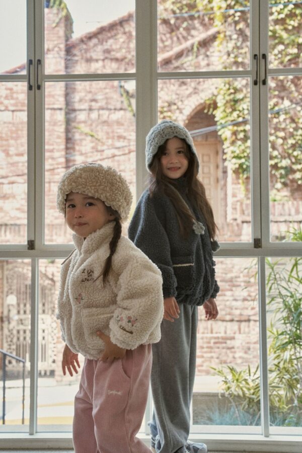 6EA91A92-AD45-4B4C-9ADC-433F425B573E ❄️ 冬之繭感羊羔絨外套