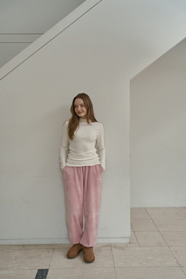 7766087C-846A-43B0-896D-C061544C0D28 ❄️ 冬日天鵝絨縮口褲