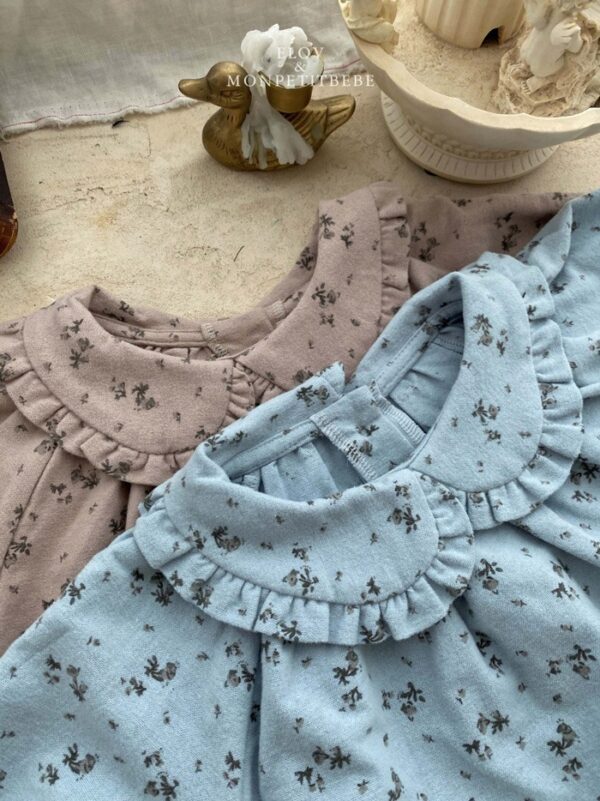 ❄️ Lua 荷葉邊上衣