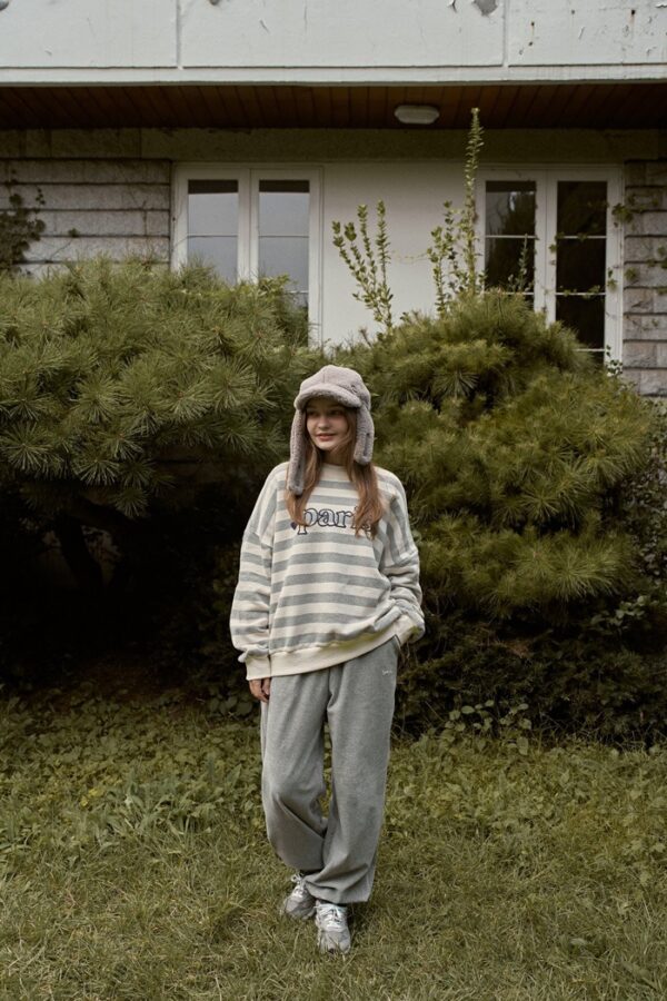 9FC6B4FC-6AD7-4AF6-80BF-8B8CAAE0A98C ❄️ 巴黎夢想衛衣