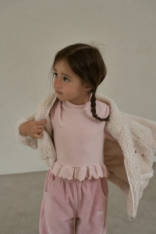 ❄️ 冬日微光小高領上衣