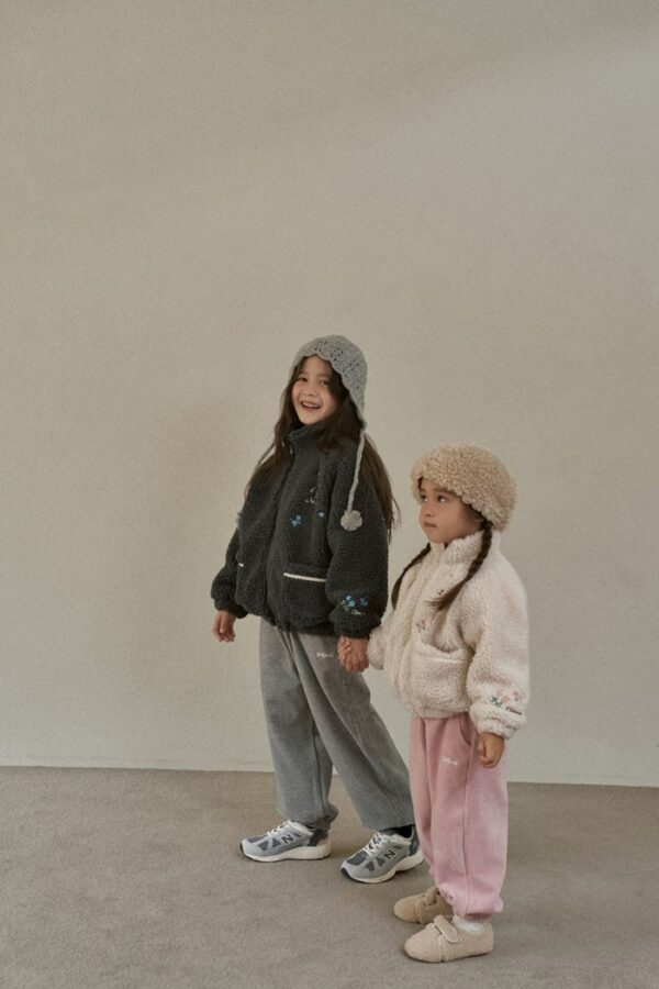 C88CF217-ECBC-410D-8849-33E792731B6F ❄️ 冬日天鵝絨縮口褲