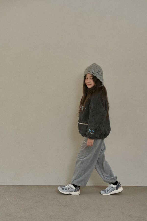 EA7FB592-455C-42BF-906B-EBD18A639A6A ❄️ 冬之繭感羊羔絨外套