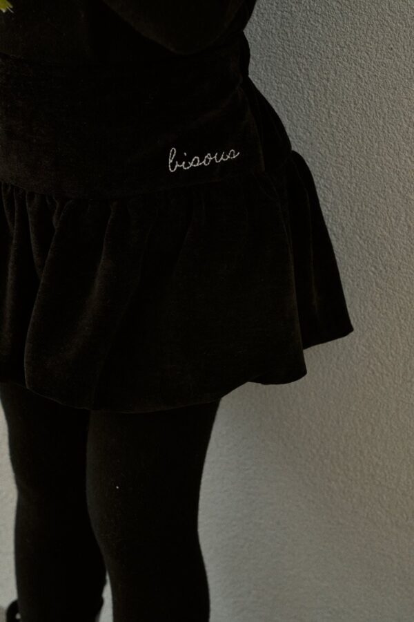 EB04FE4C-914B-459F-BF88-2C0005CDF71E ❄️ 冬日慕斯裙