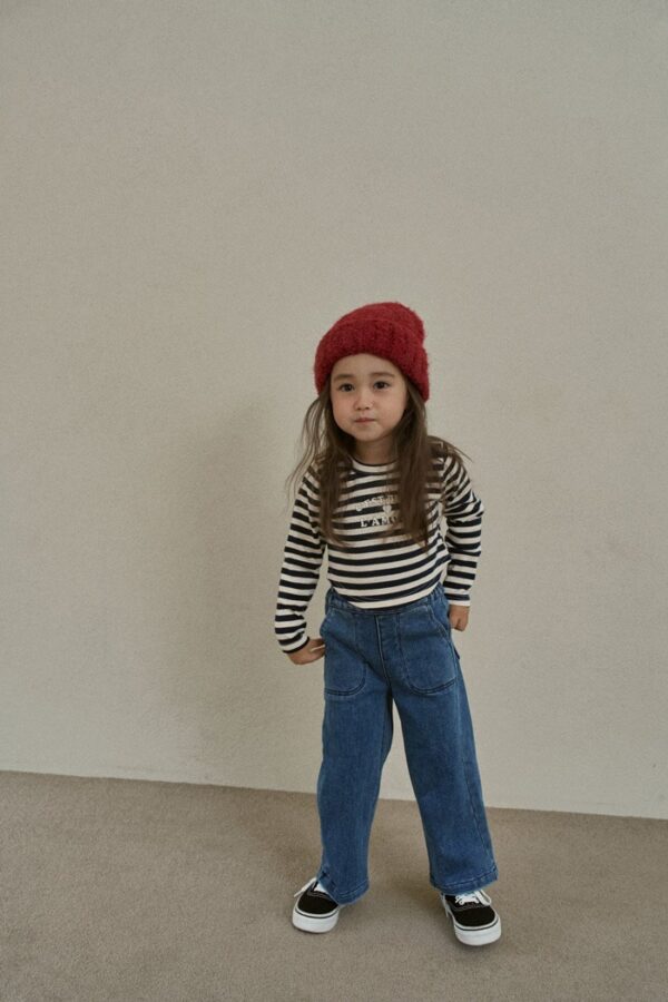 EC281473-0B00-441E-B18C-94E85BBBAA3C ❄️ 記憶丹寧褲