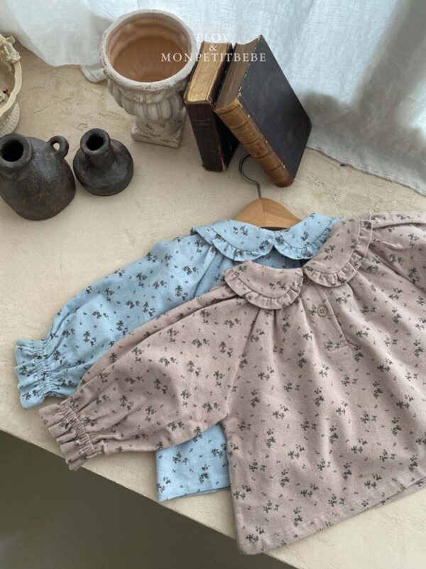 ❄️ Lua 荷葉邊上衣