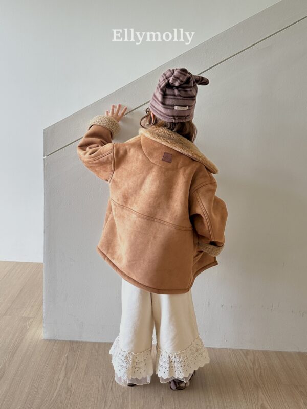 011DE51F-B43B-4213-9F3B-FBC12D6E82CC ❄️ 溫柔蕾絲滾邊寬褲