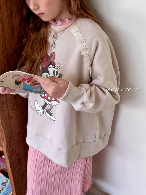 ❄️ 米妮荷葉滾邊大學T