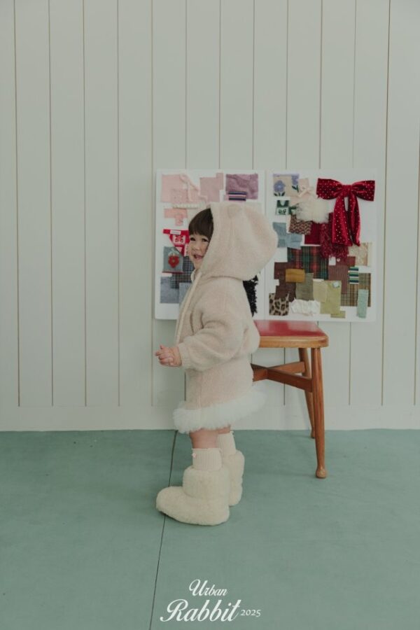 ❄️ 可愛小貓咪毛絨連帽外套