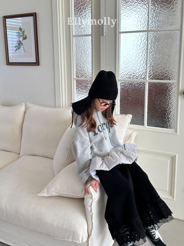 18756EC5-569D-449B-9F94-A114ABFC10DA ❄️ 溫柔蕾絲滾邊寬褲