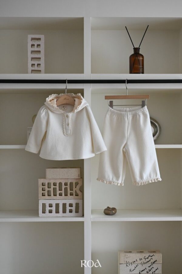 ❄️ 精靈連帽蕾絲套裝