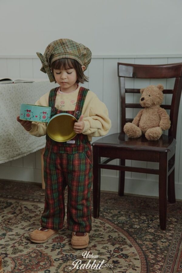 1FCC1530-8965-430E-8AB0-5F4D218AE4A6 ❄️ 可愛學院風保暖格紋吊帶褲