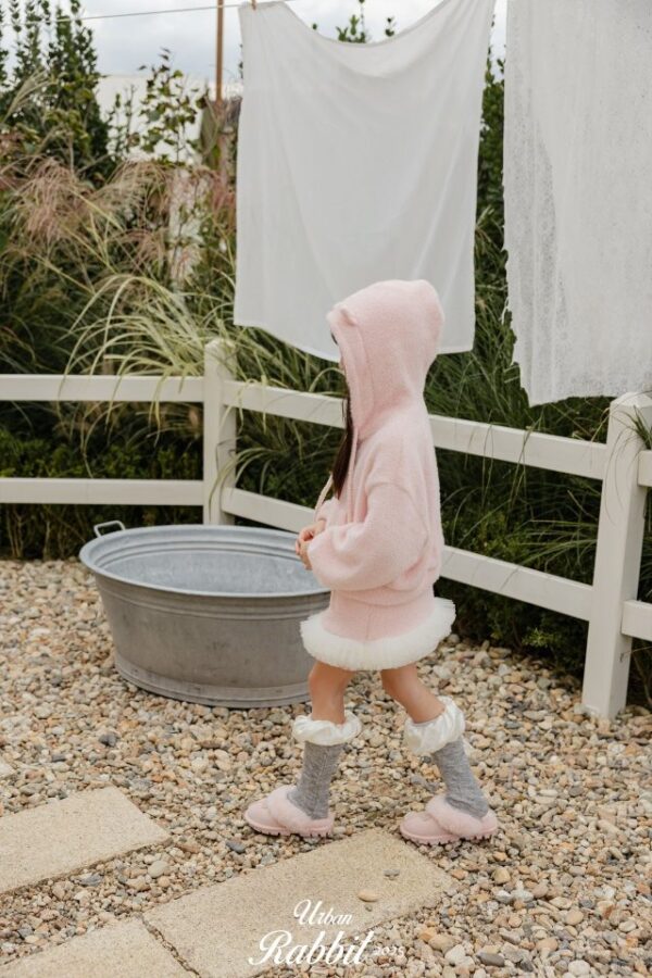 24F97DB5-5EAD-4B1F-B5F8-C1BA85624F06 ❄️ 甜美絨球感造型迷你褲裙