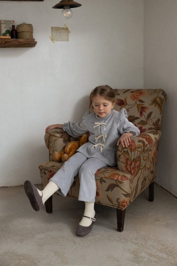 25DF0CFB-DB9C-40C8-BA1B-EC437FE0B6A8 ❄️ 艾米蝴蝶結套裝