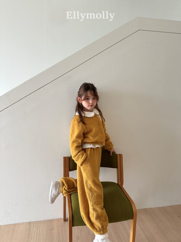 283830AA-79DF-4D11-9258-11D29699A57E ❄️ 慵懶毛絨縮口休閒褲