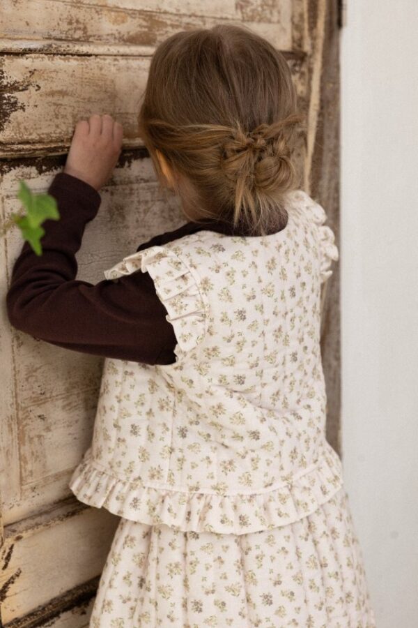 ❄️ 露亞月光背心