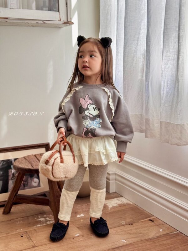 ❄️ 米妮荷葉滾邊大學T