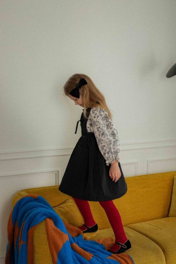 35FA7836-8F6C-4984-ABFD-3EF8D9F3D254 ❄️ 氣質絲絨蝴蝶結洋裝