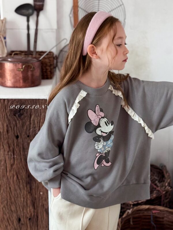 ❄️ 米妮荷葉滾邊大學T