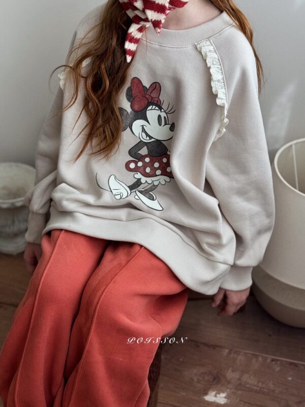 ❄️ 米妮荷葉滾邊大學T