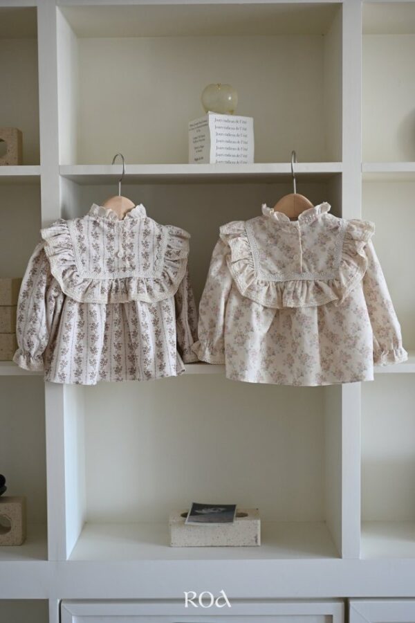 ❄️ 方領荷葉邊襯衫