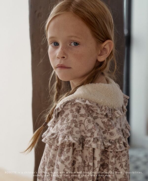 3FFEF254-F68E-48B2-89B5-39FA21212DFB ❄️ 柔軟絨面優雅A字洋裝