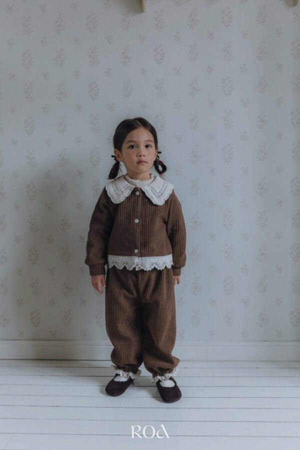 ❄️ 甜美蕾絲縮口褲