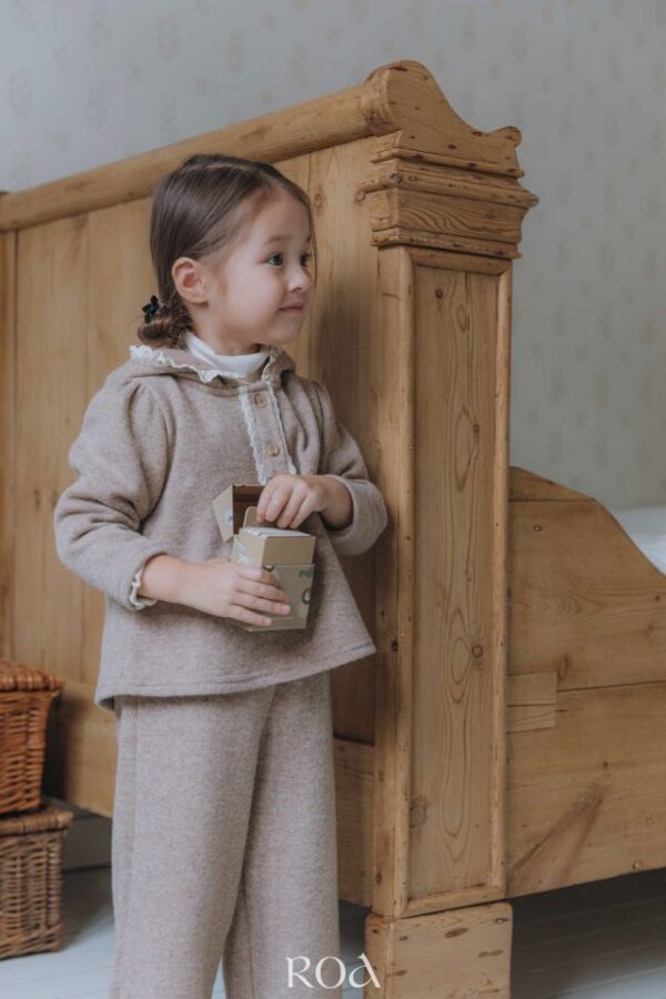 ❄️ 精靈連帽蕾絲套裝