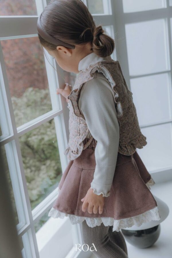 ❄️ 蕾絲荷葉短裙