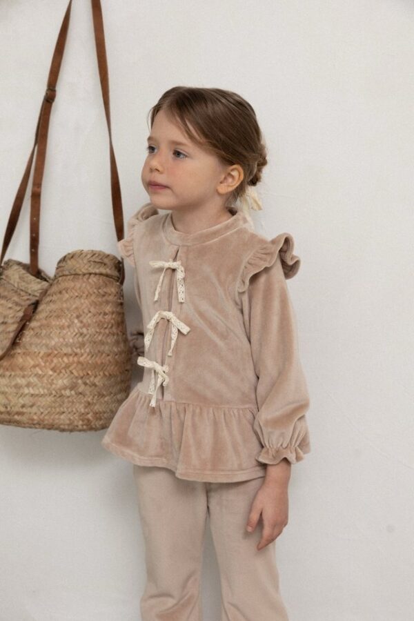 4C6BB7D1-B219-4B18-B599-ED93534F4E0E ❄️ 艾米蝴蝶結套裝