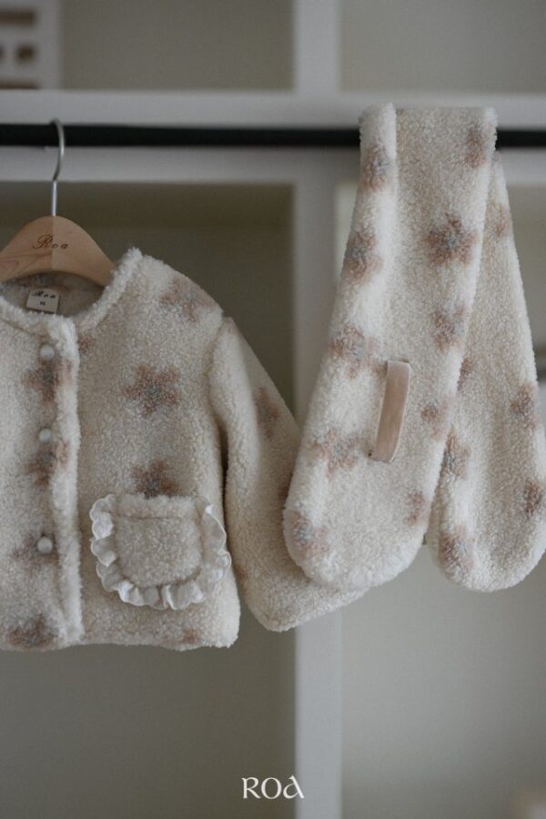 ❄️ 花卉提花毛絨圍巾