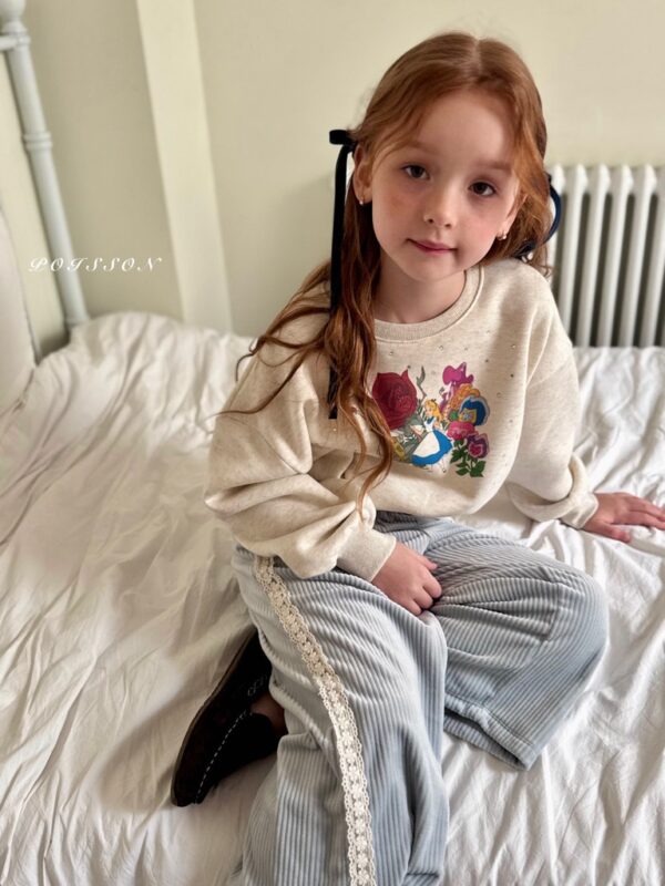 ❄️ 愛麗絲花朵大學T