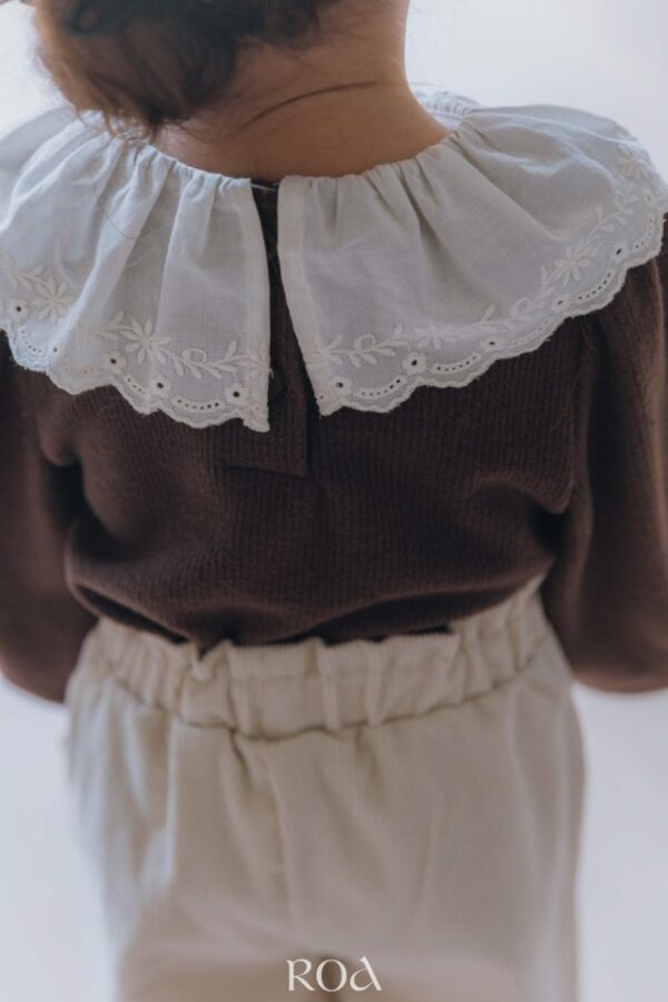 ❄️ 蕾絲韻律上衣