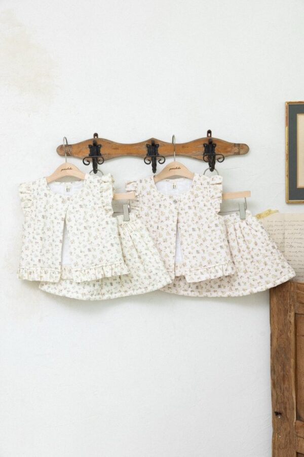 5BDEC117-A891-4B72-A111-264DEA9FEE05 ❄️ 露藏著月光短裙