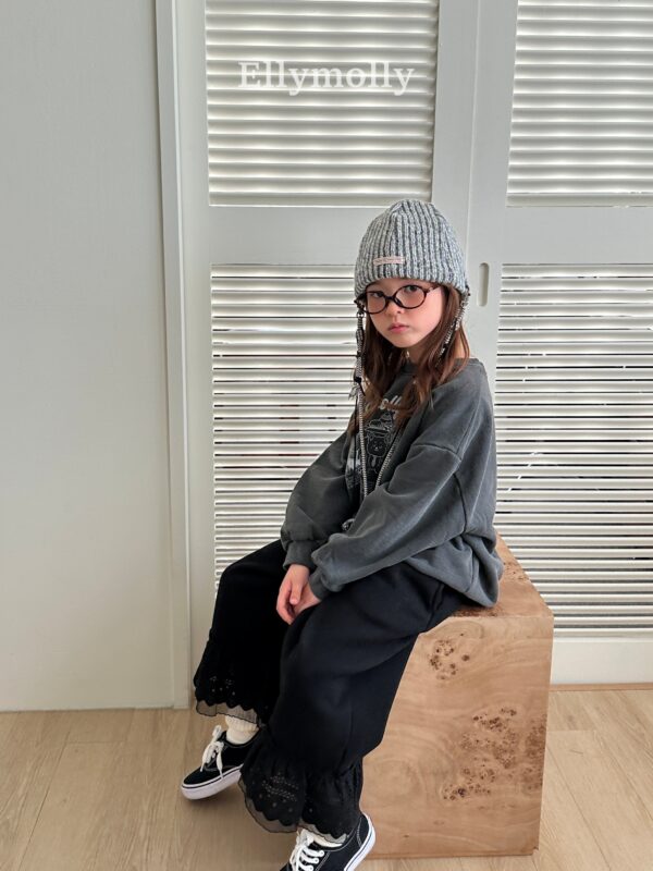 5D12456C-F246-45A8-8740-82C9F444CAD4 ❄️ 溫柔蕾絲滾邊寬褲