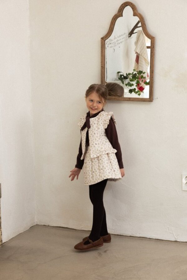 6C6F7B5B-91BF-4C2F-A537-7D1021B948BE ❄️ 露藏著月光短裙