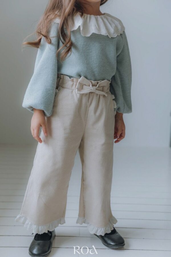 ❄️ 蕾絲韻律上衣