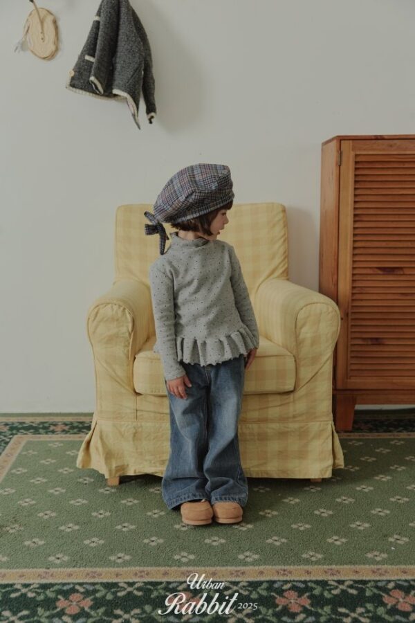 7BDCA021-8718-4BD9-9CCB-1C6200FF8E29 ❄️ 可愛保暖圓點荷葉邊上衣