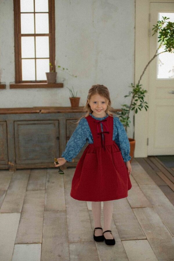 ❄️ 復古花朵荷葉領上衣