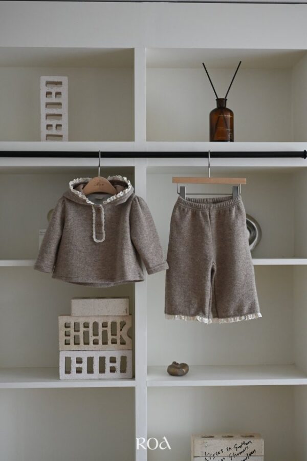 ❄️ 精靈連帽蕾絲套裝