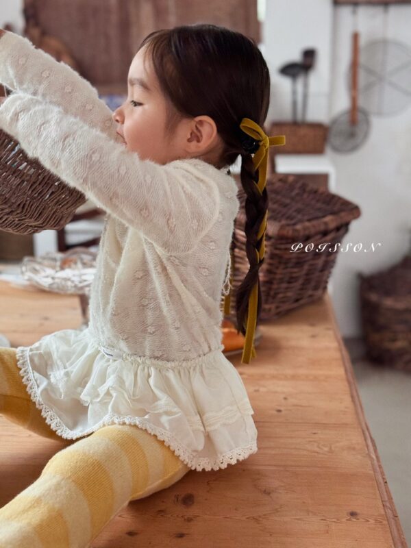 ❄️ 氣質蕾絲拼接半高領打底衣