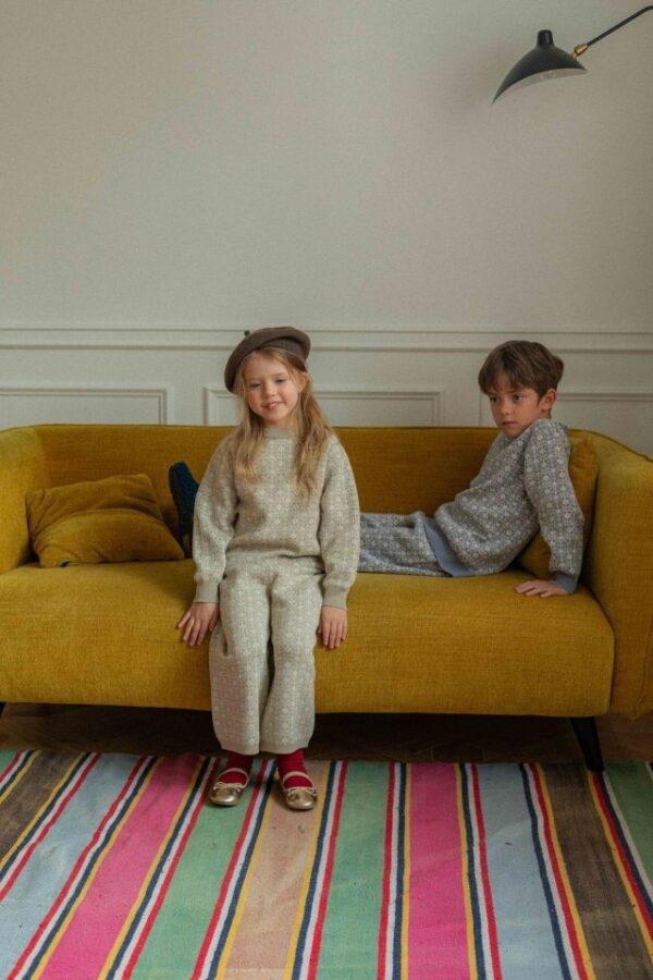 89AD4453-B0A5-4E31-9011-23A9991F3569 ❄️ 古典柔軟提花褲