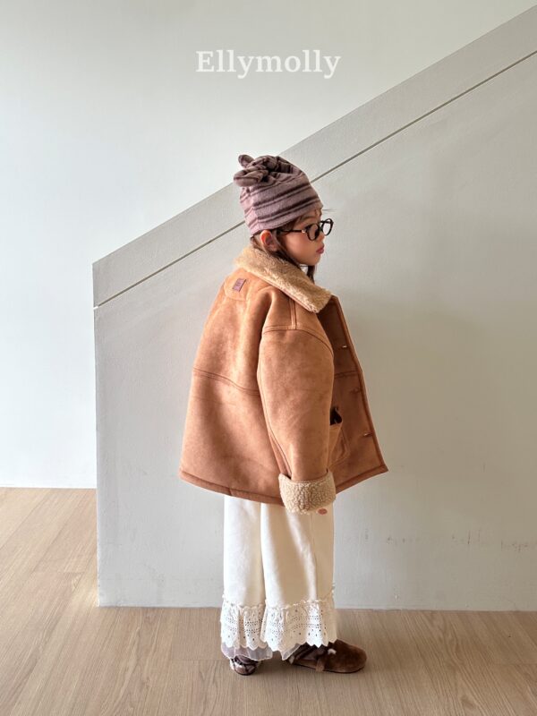 8AA6A0C2-844A-41C0-88F4-F7B1900AE882 ❄️ 溫柔蕾絲滾邊寬褲